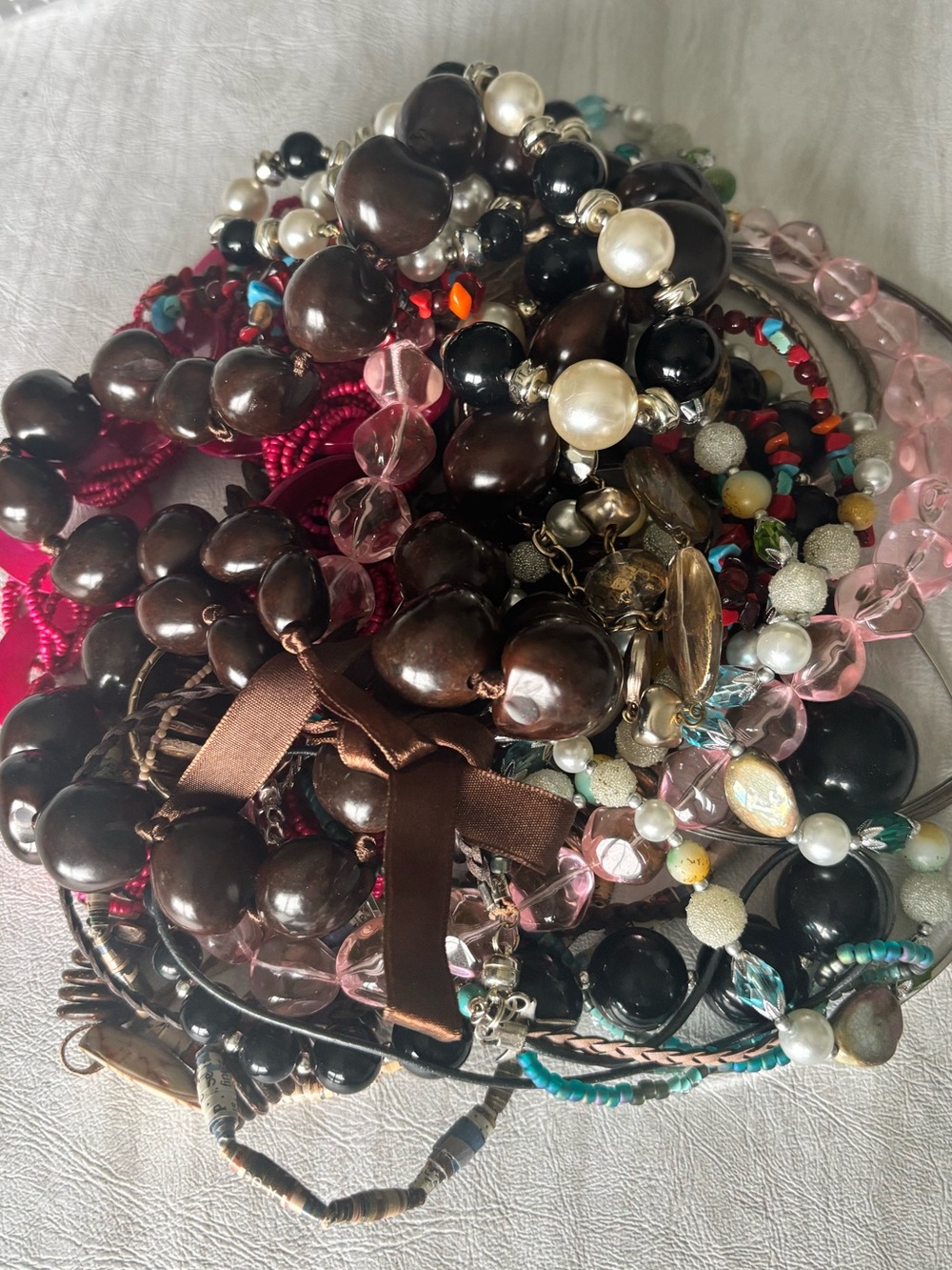 Bulk Vintage Costume Jewelry Lot 15 Pieces Necklaces Hoop Earrings Beaded Mixed